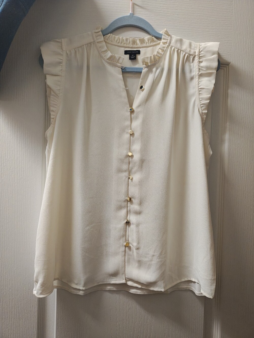 Ann Taylor Cream Ruffle Cap-Sleeve Blouse with Gold Buttons
